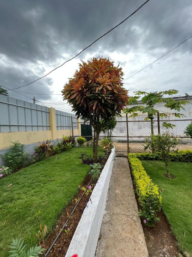 J Nova Lda Apartment Sao Tome Luaran gambar