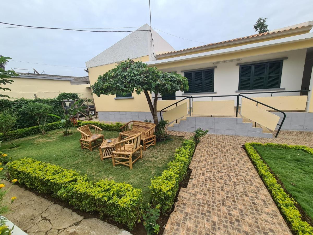 J Nova Lda Apartment Sao Tome Luaran gambar