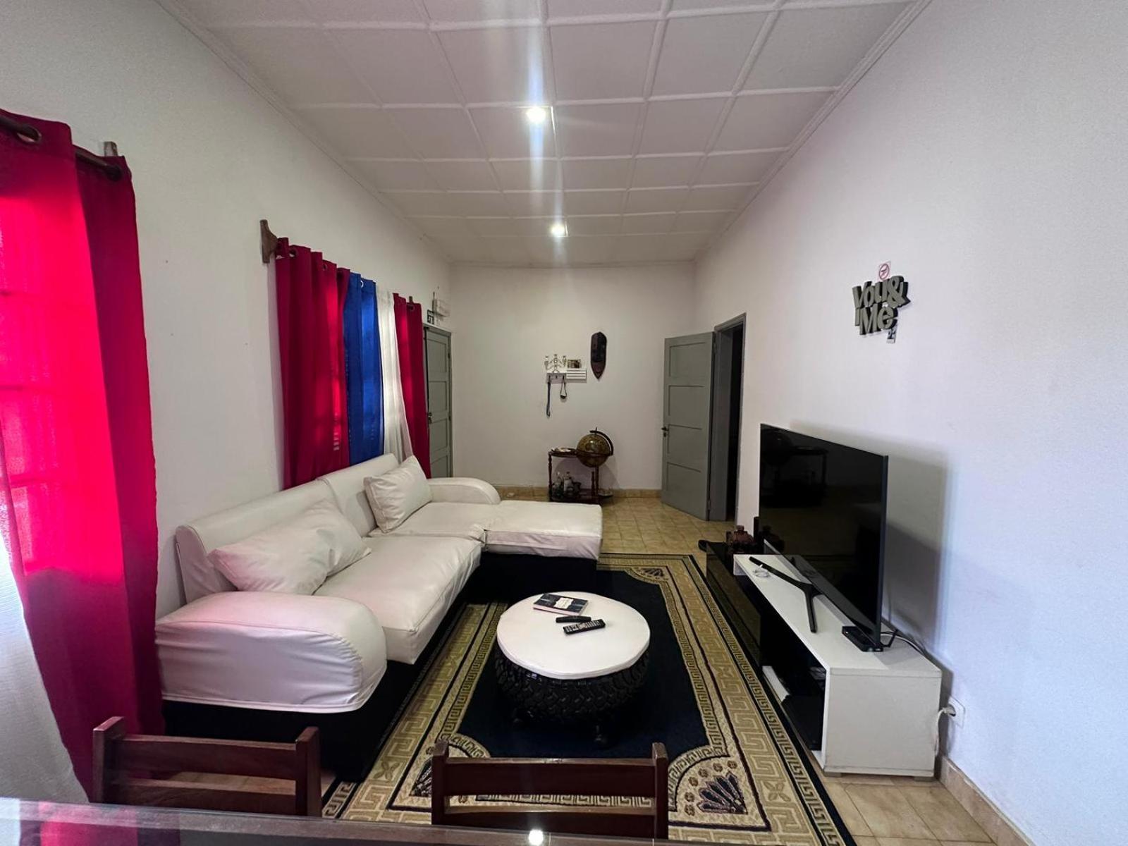 J Nova Lda Apartment Sao Tome Luaran gambar